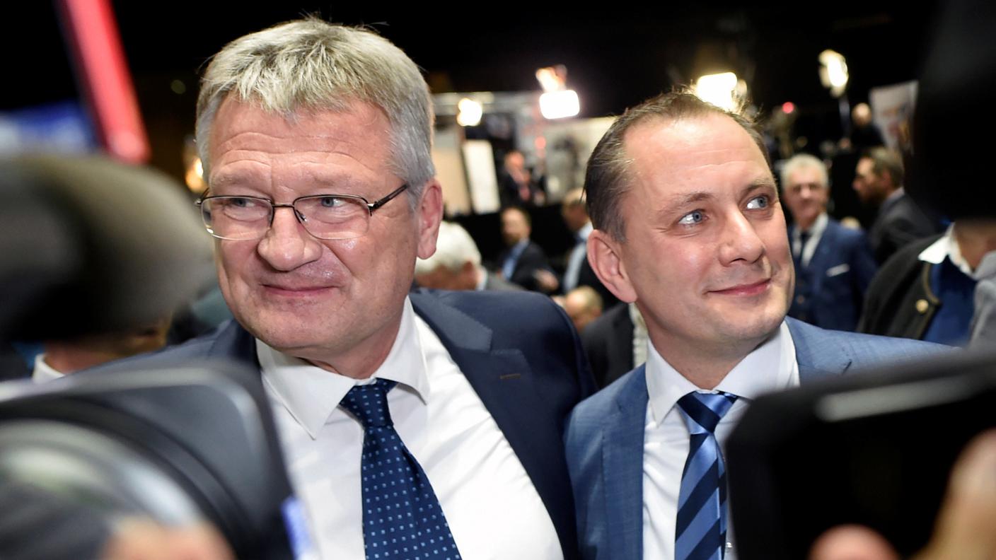 Meuthen (a sinistra) con Chrupalla