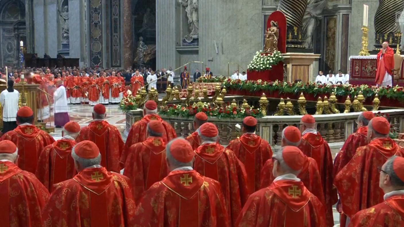 I cardinali in San Pietro.jpg