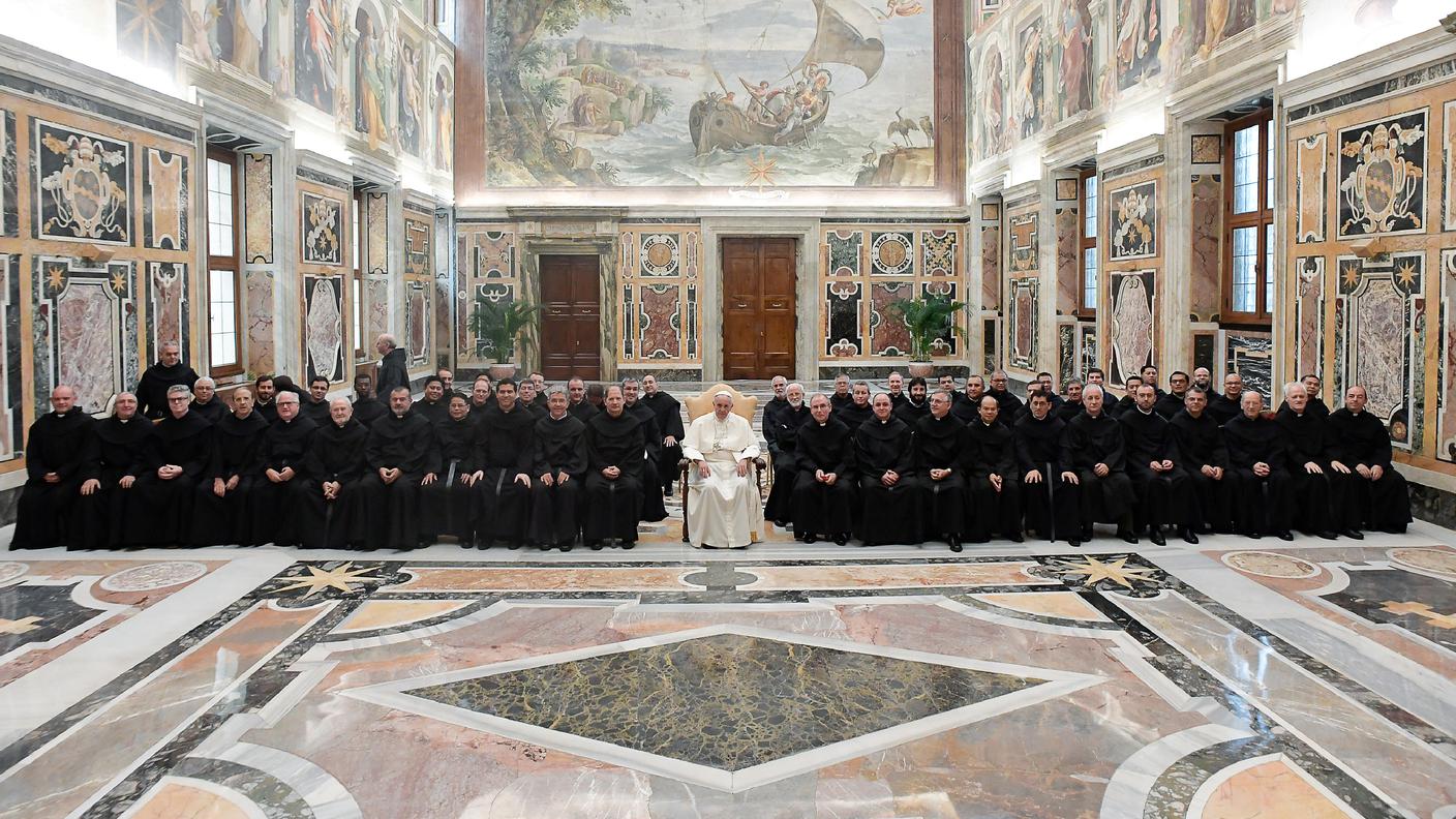 2016-10-20T000000Z_1276274406_D1BEUIBQPXAA_RTRMADP_3_POPE-VATICAN.JPG