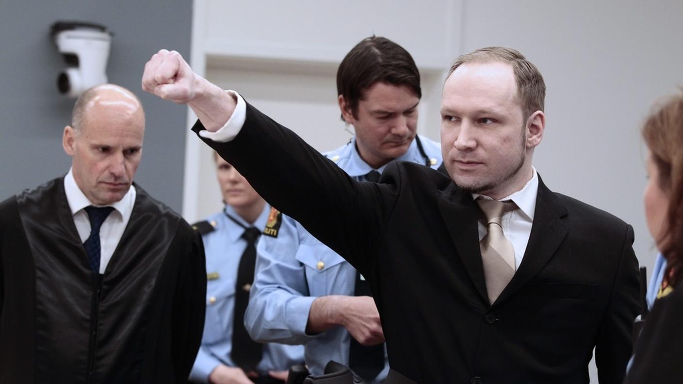 Anders Behring Breivik oggi in aula