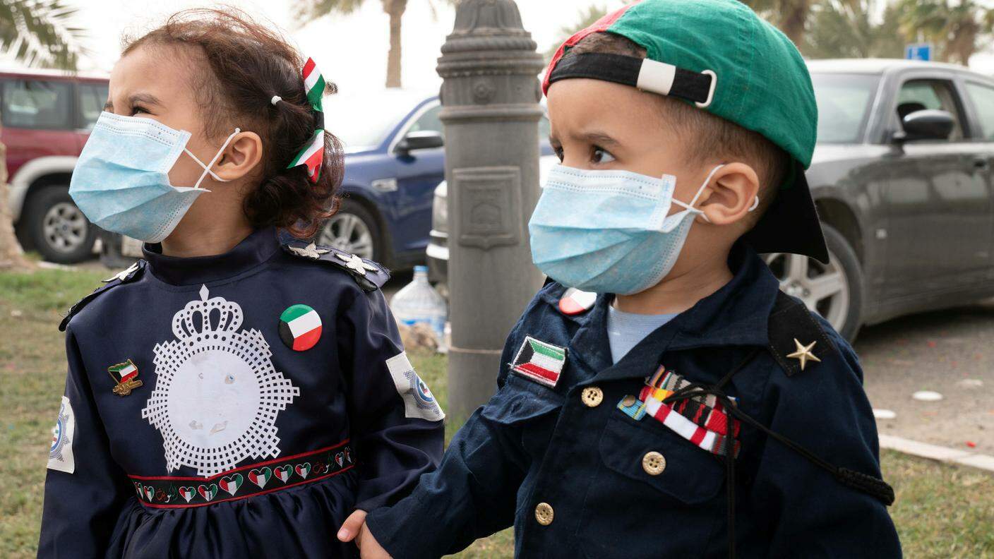 Kuwait, insieme è più facile affrontare il virus