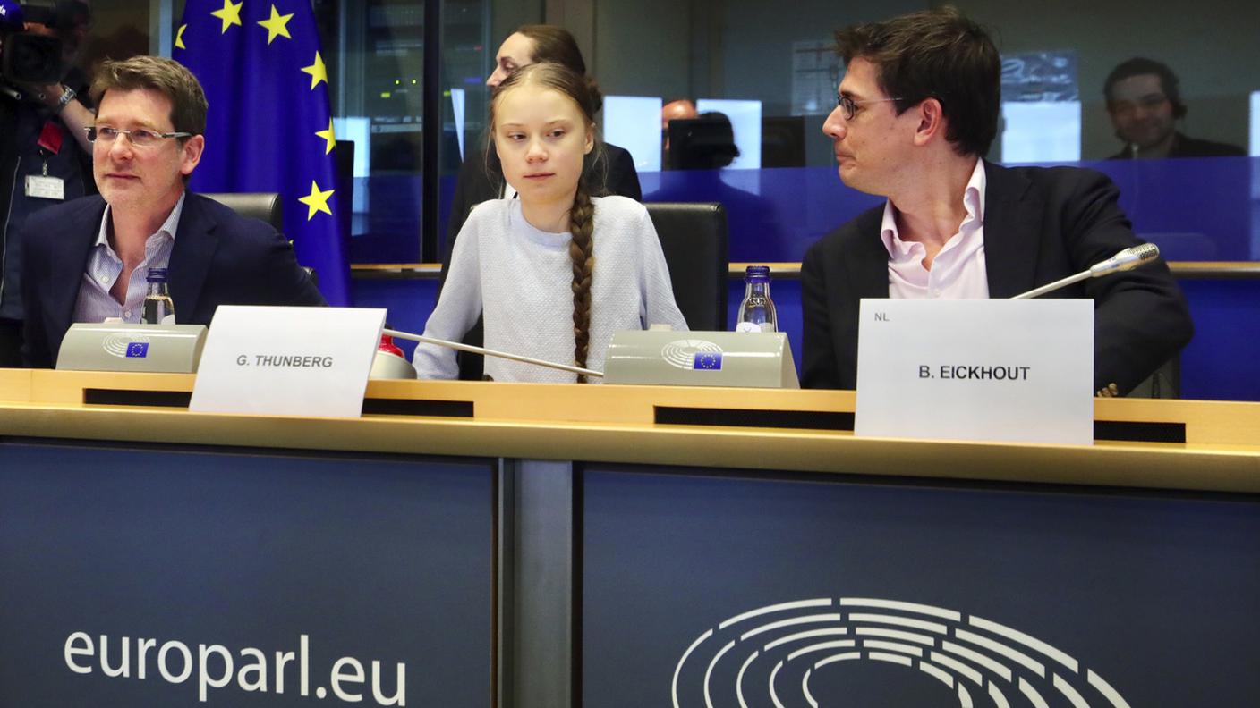 Greta Thunberg ha espresso le sue critiche di fronte alla commissione per l'ambiente del Parlamento europeo