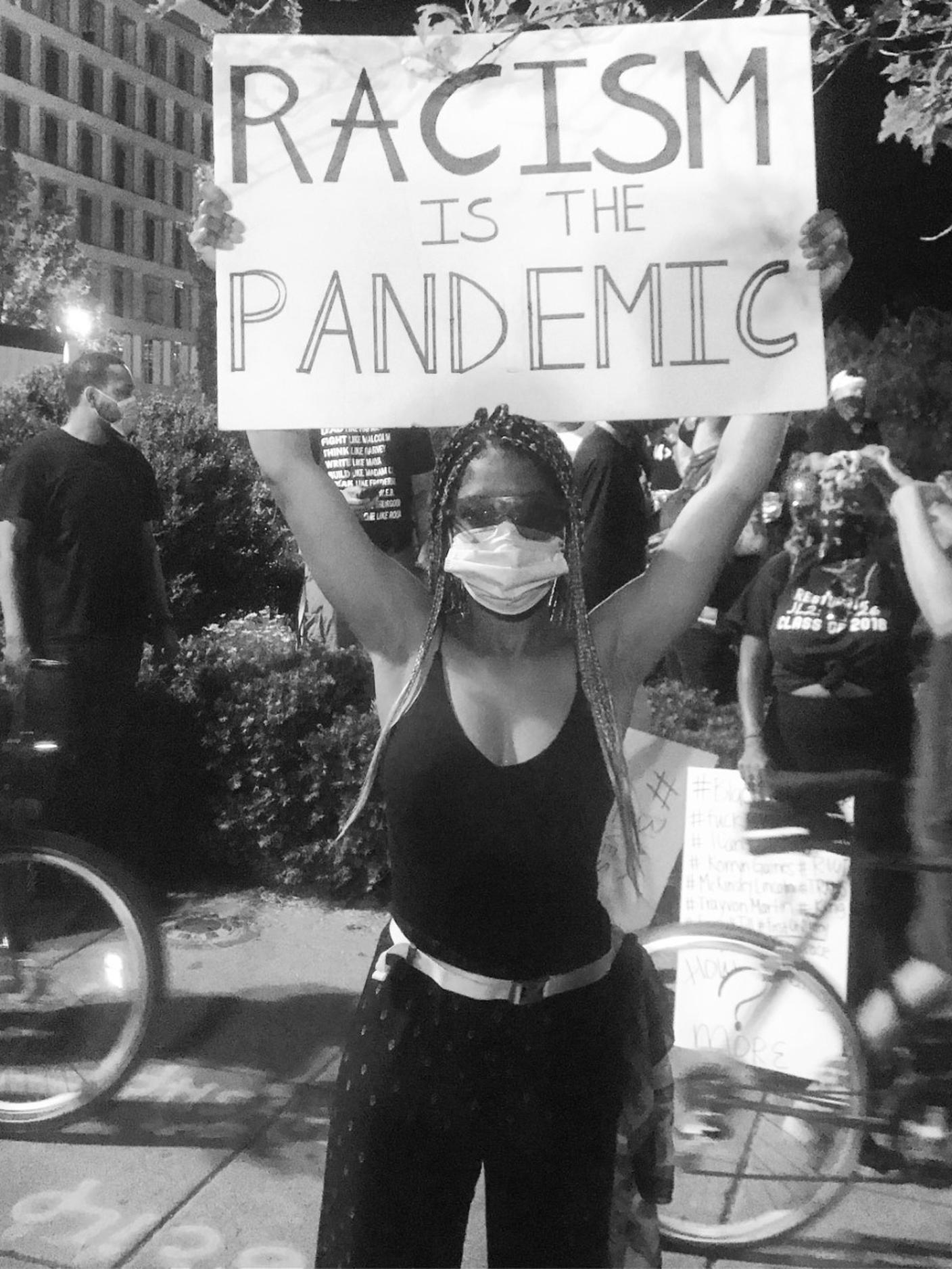 La pandemia è il razzismo