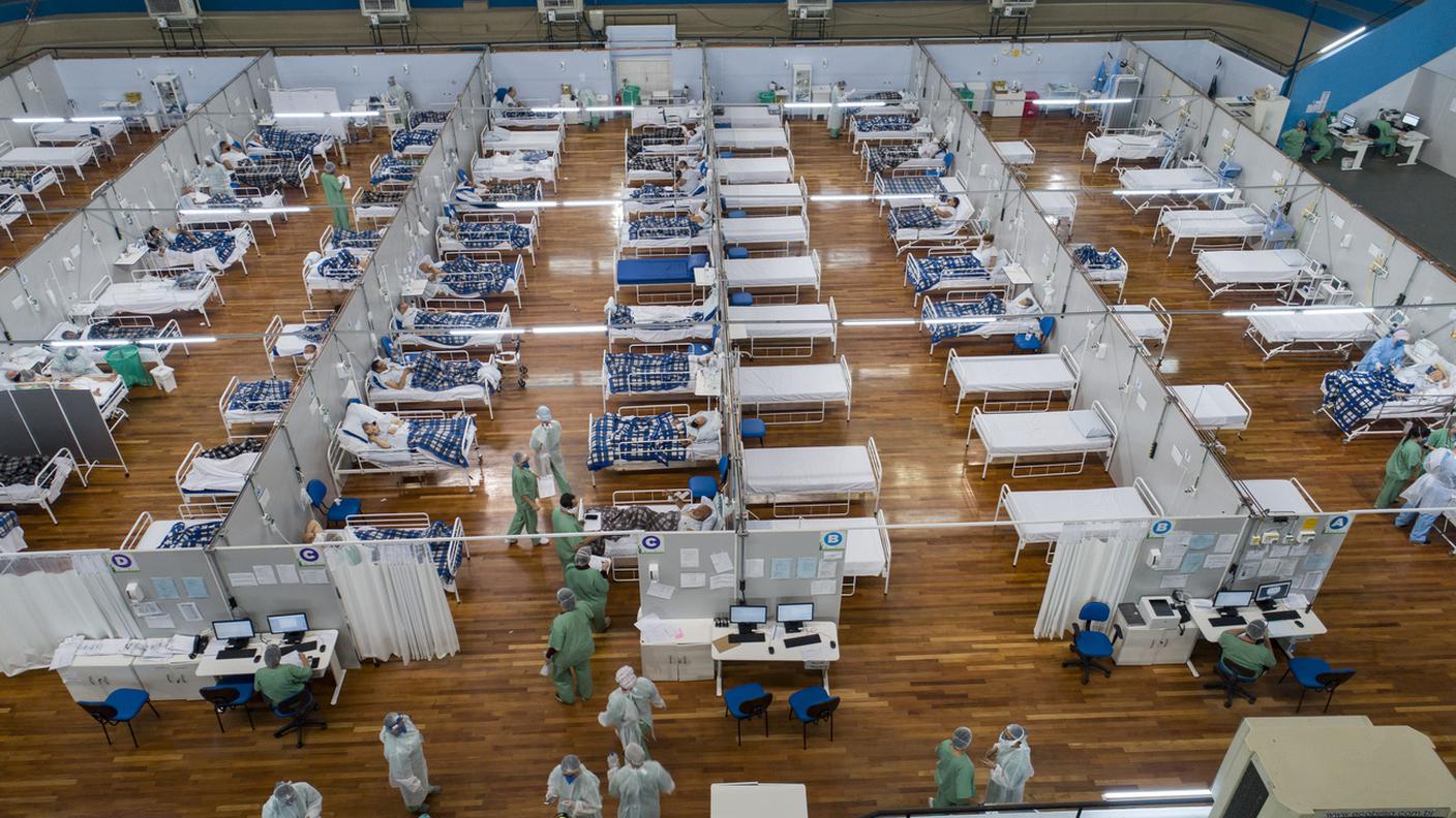 Uno degli ospedali provvisori della periferia di San Paolo