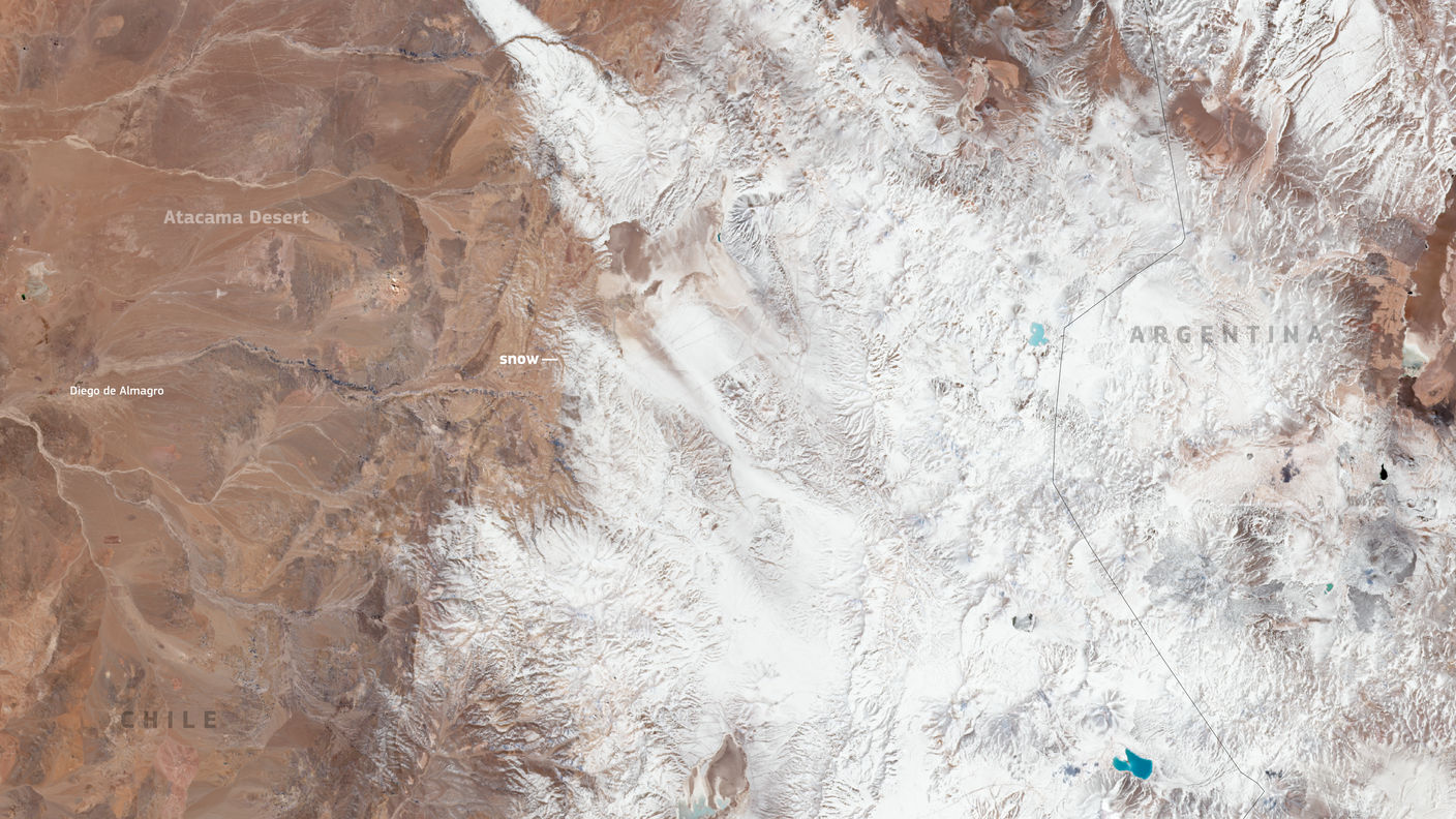 Neve sul deserto di Atacama