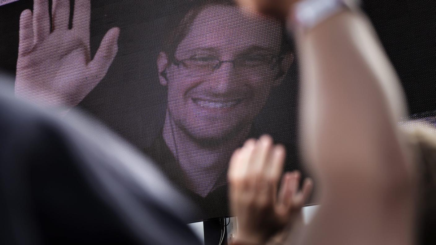 Cambio di rotta per Trump, che nel 2013 aveva definito Snowden "una spia che merita l'esecuzione"