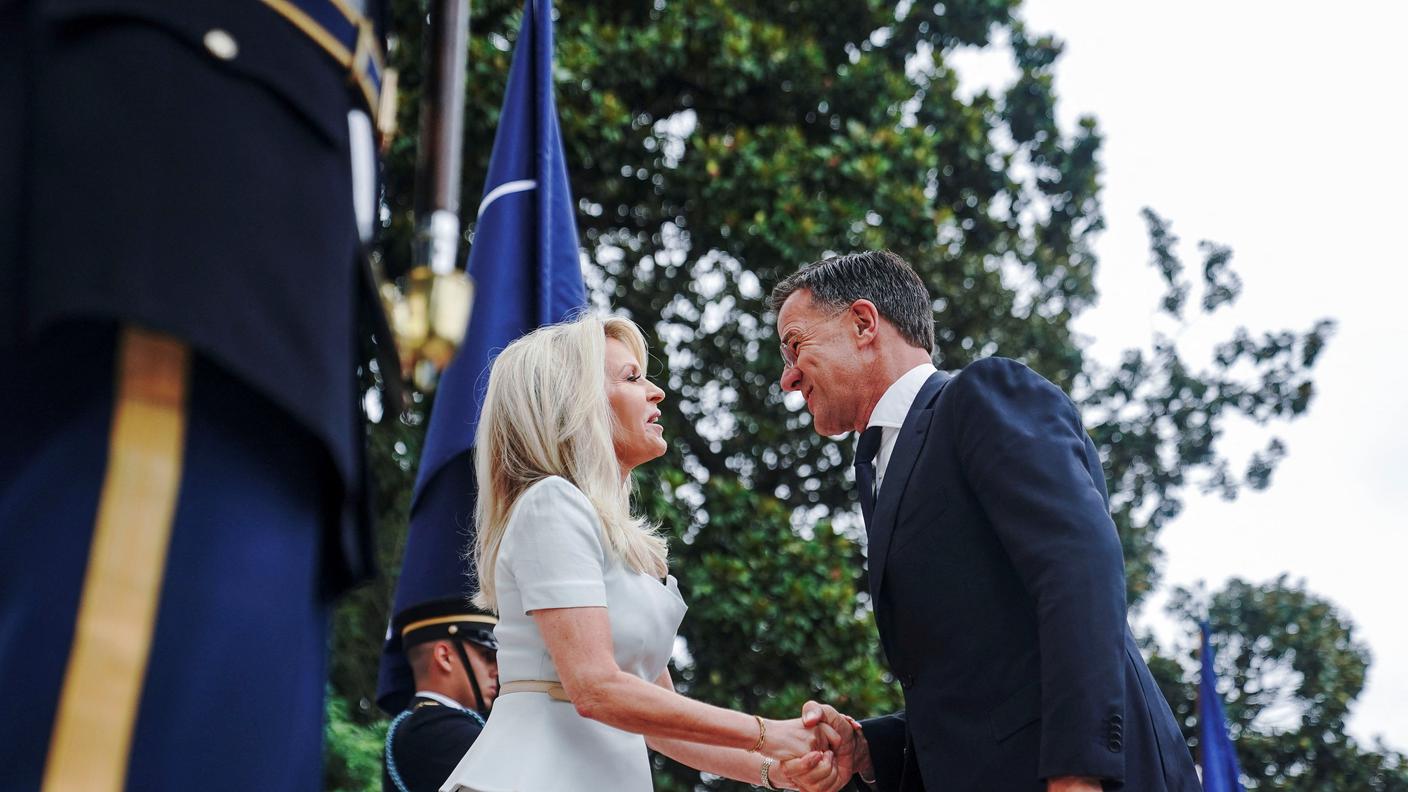 2025-08-18T162620Z_509985957_RC2S9GA9H872_RTRMADP_3_UKRAINE-CRISIS-SUMMIT.JPG