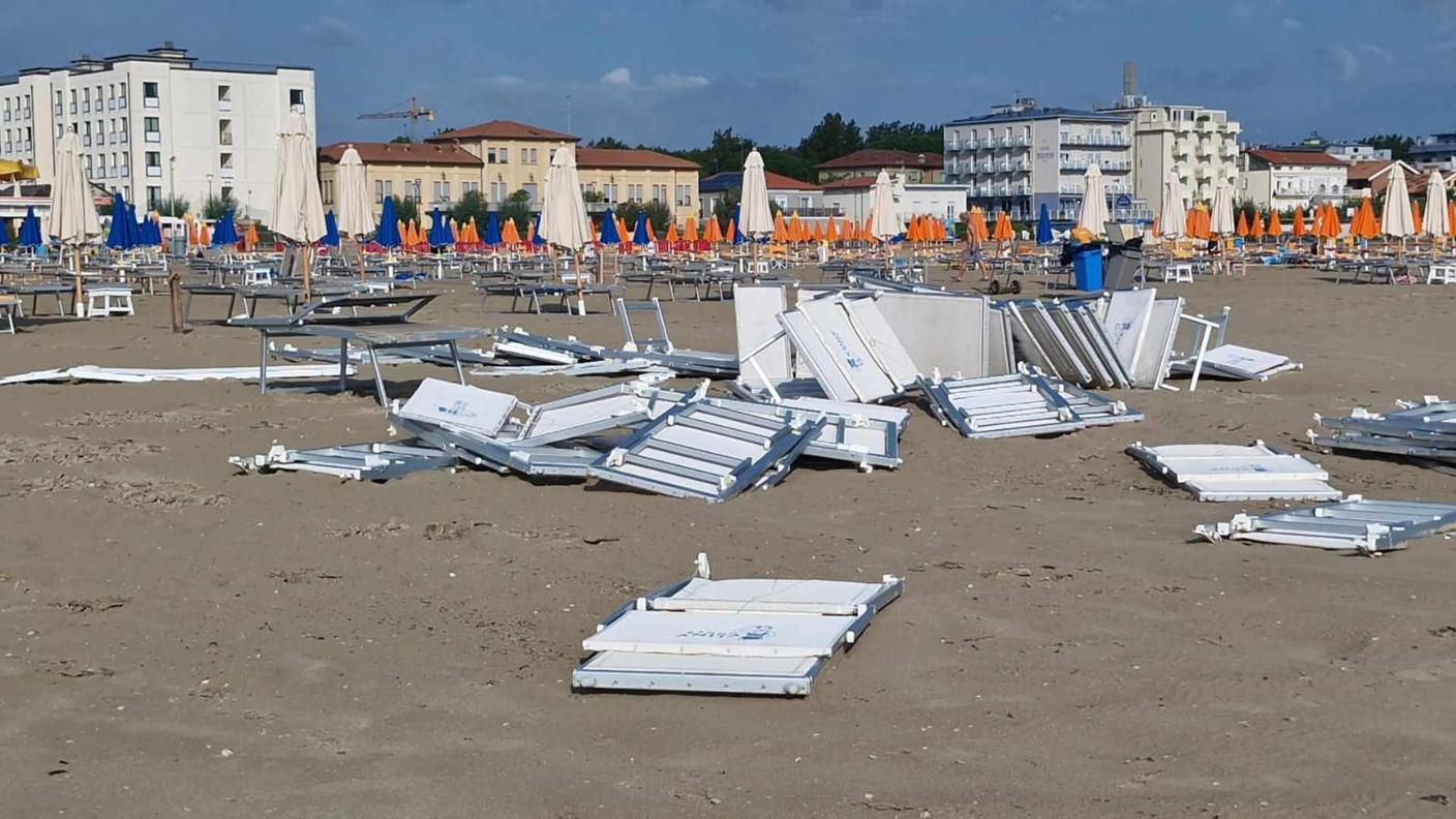 Gli stabilimenti balneari danneggiati rapidamente operativi