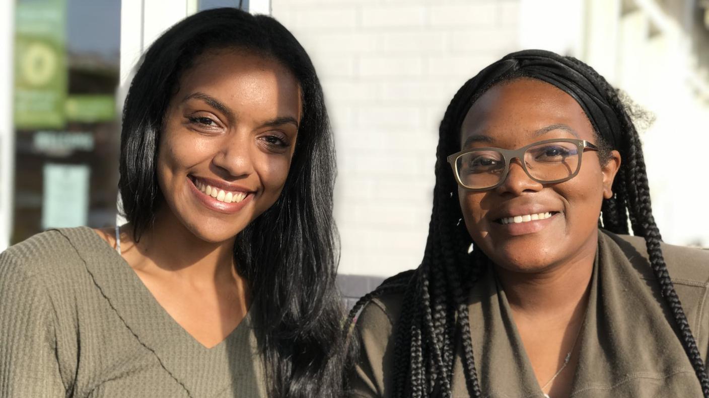 Dela e Suzy, entrambe 23enni, votarono per Hillary Clinton nel 2016. Adesso daranno la loro preferenza a Donald Trump