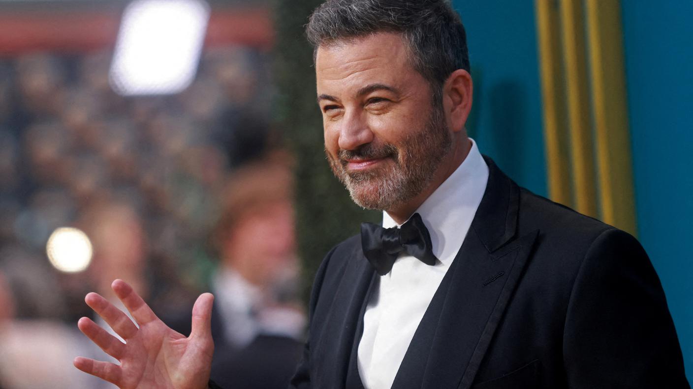 2025-09-17T232607Z_665913430_RC27GW90NMRO_RTRMADP_3_USA-SHOOTING-KIRK-KIMMEL.JPG