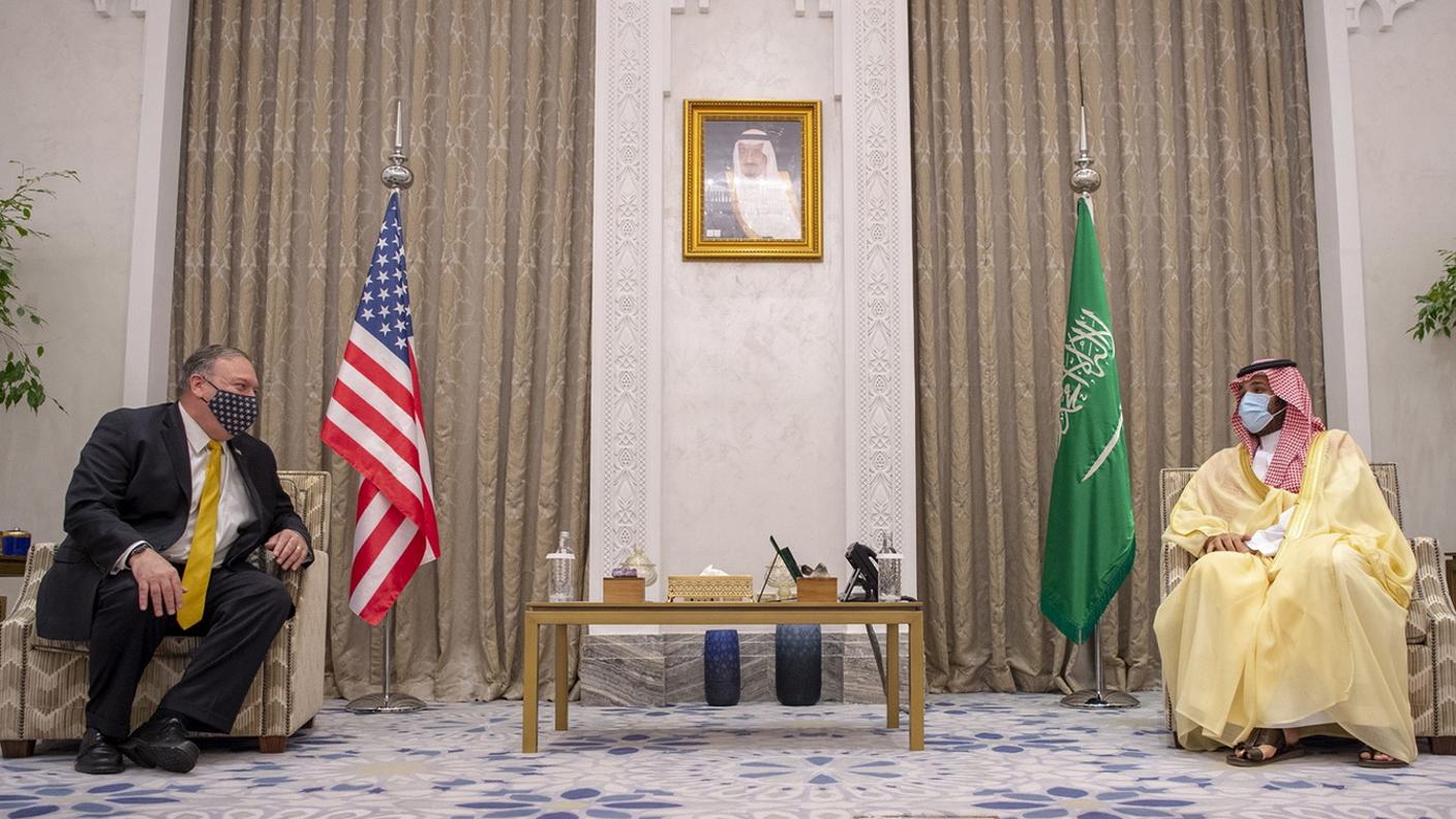 Mike Pompeo e Mohammed bin Salman hanno avuto un incontro ufficiale domenica