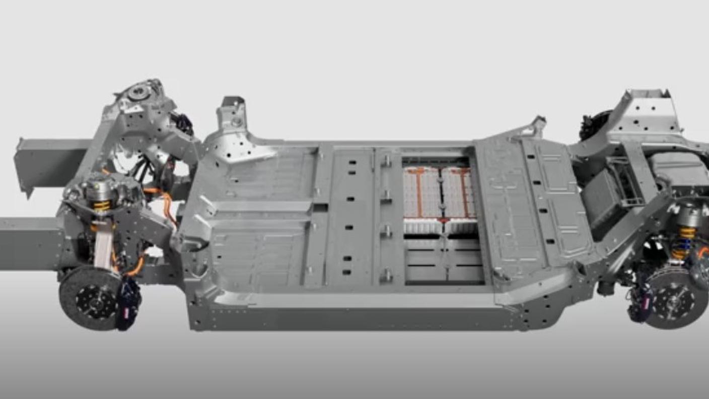 Anche Ferrari passa all’elettrico