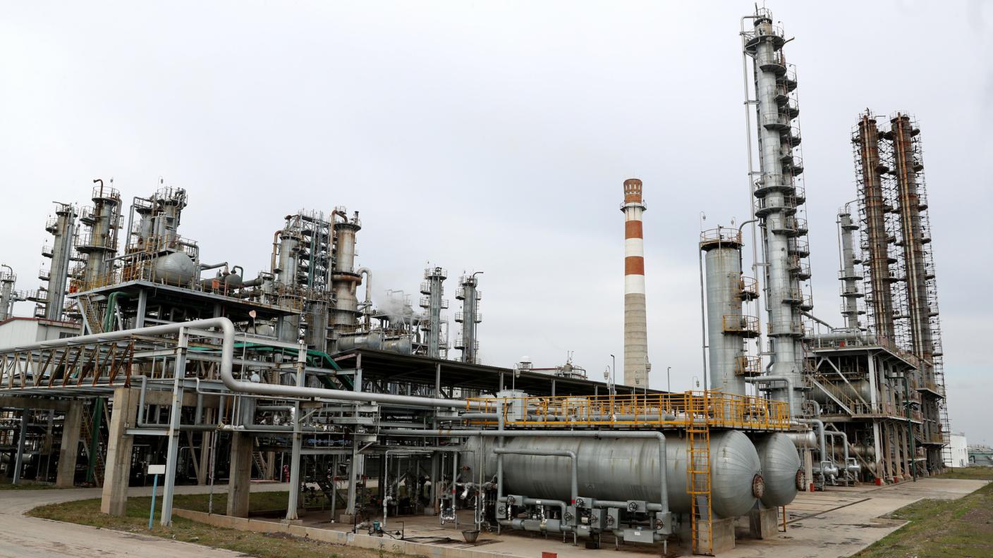 Una raffineria di una compagnia petrolifera cinese