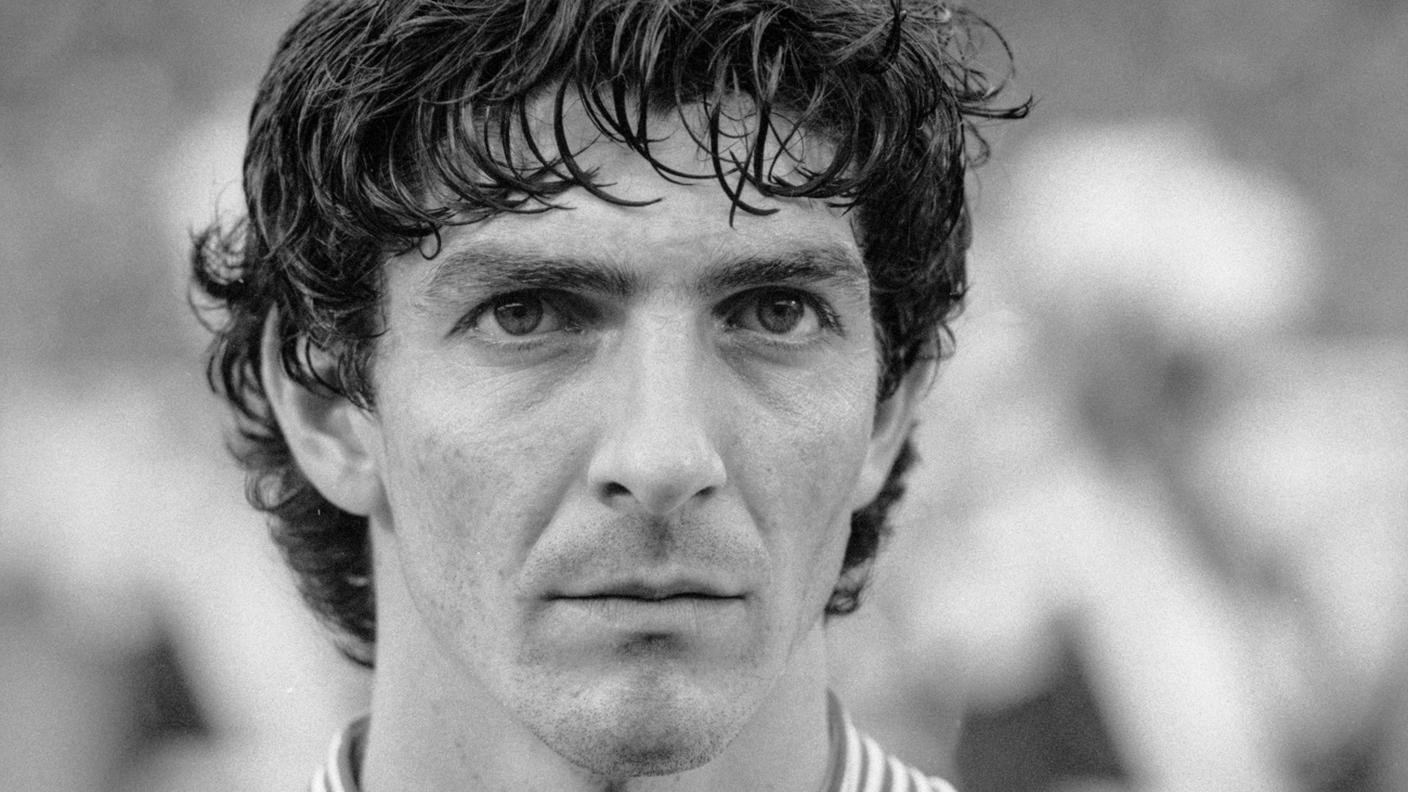 9 dicembre: Paolo Rossi, calciatore italiano