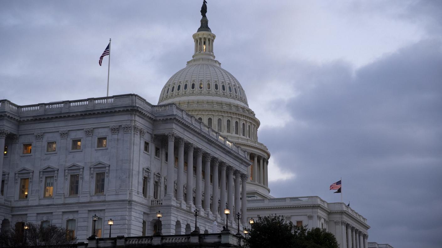 Dissipate le nubi sullo shutdown il Congresso USA si prepara a varare 900 miliardi d'aiuti
