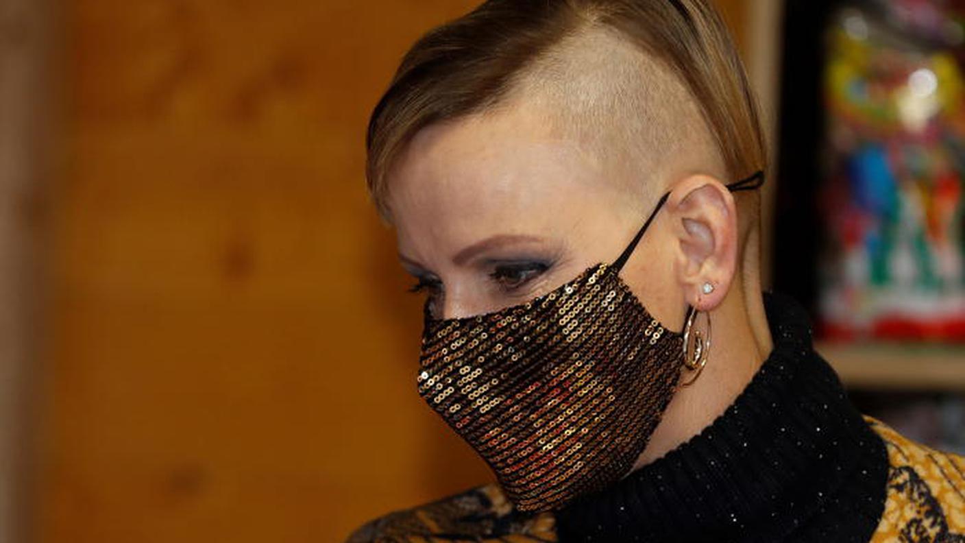 Charlène in versione punk