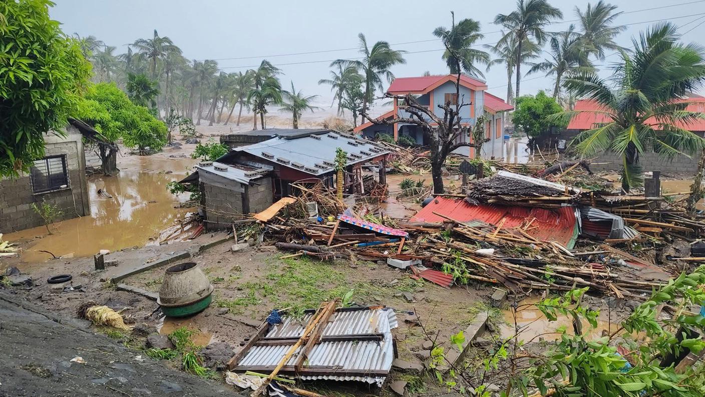 A Catanduanes (foto), un residente ha descritto sempre ad AFP onde violente che hanno fatto “tremare il suolo” quando hanno colpito la diga