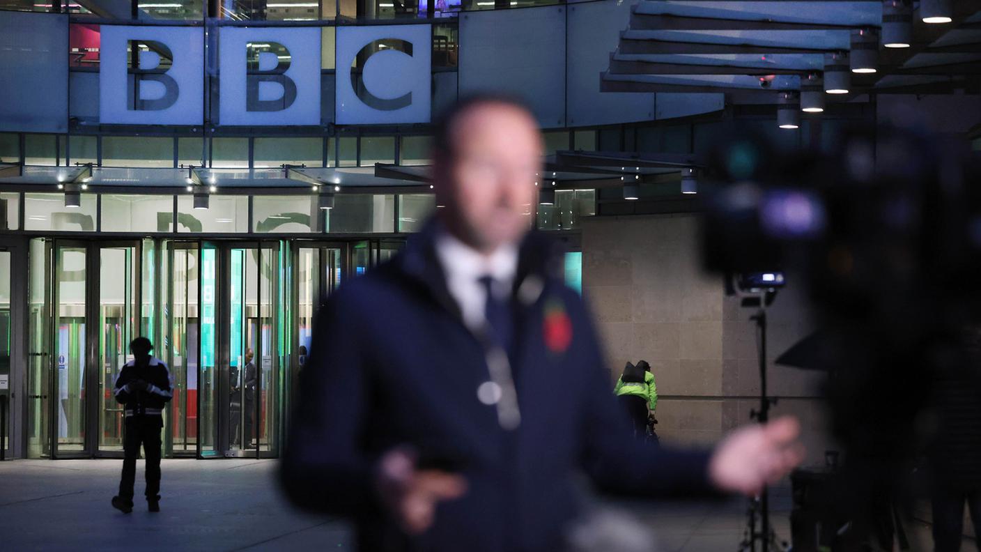 Lo scandalo che ha investito la BBC per il discorso di Trump modificato ha suscitato l'interesse dei media globali