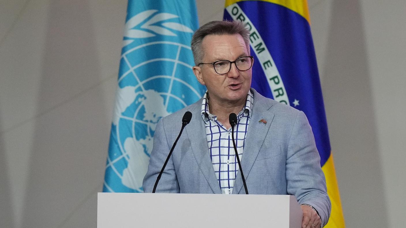 Chris Bowen, ministro per il clima e l'energia australiano, alla COP30 di Belem