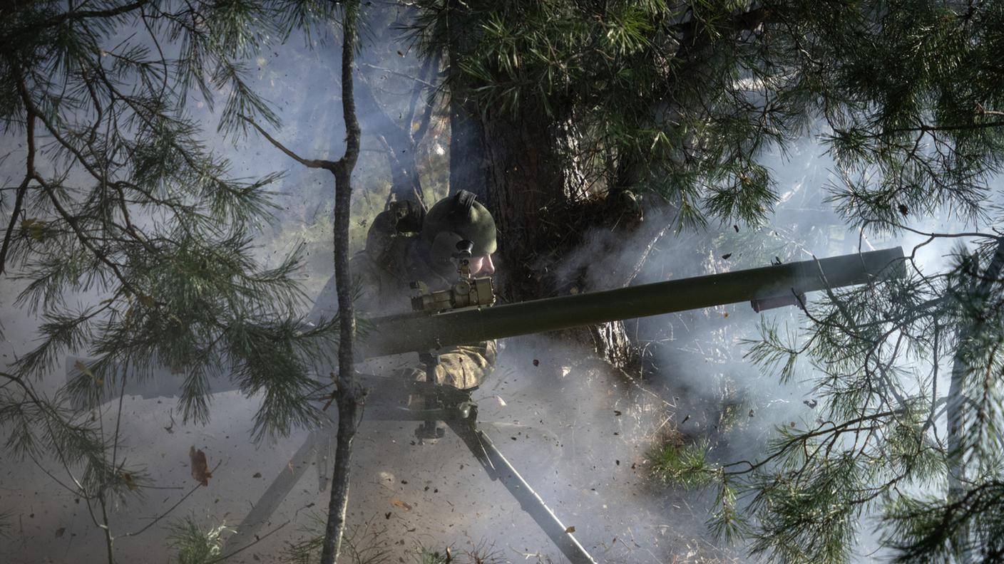 Un soldato ucraino della brigata Bureviy