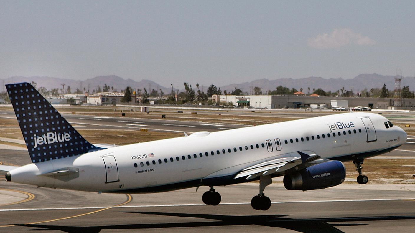 Un Airbus A320 di JetBlue in una foto d'archivio