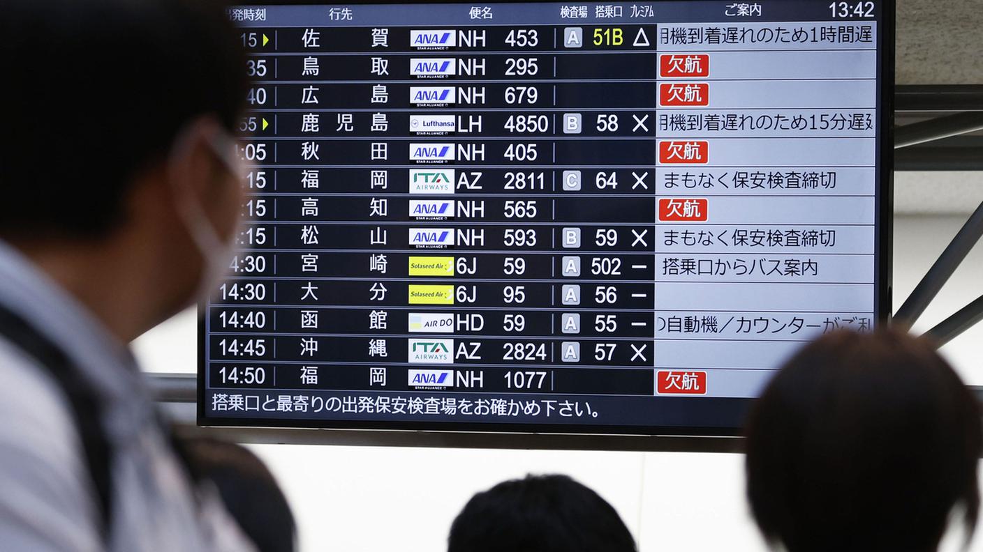 All Nippon Airways è fra le compagnie che hanno dovuto cancellare collegamenti