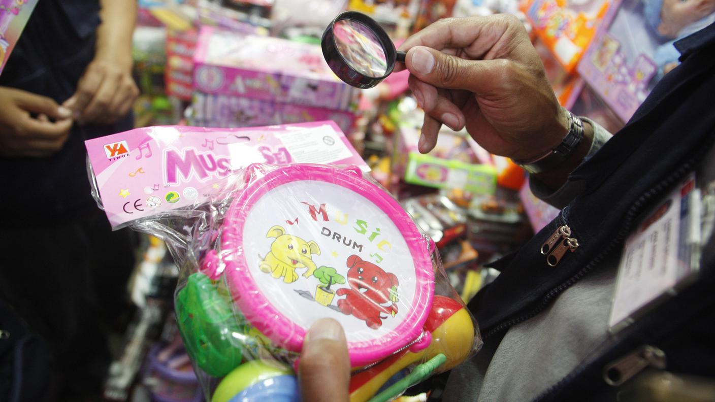 Non serve la lente, ma un po' di attenzione al momento dell'acquisto