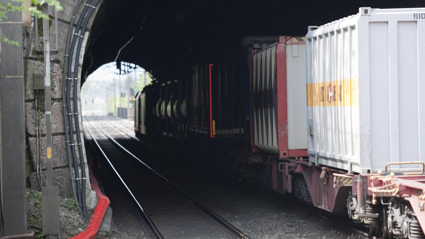 Al macchinista era stato vietato di proseguire