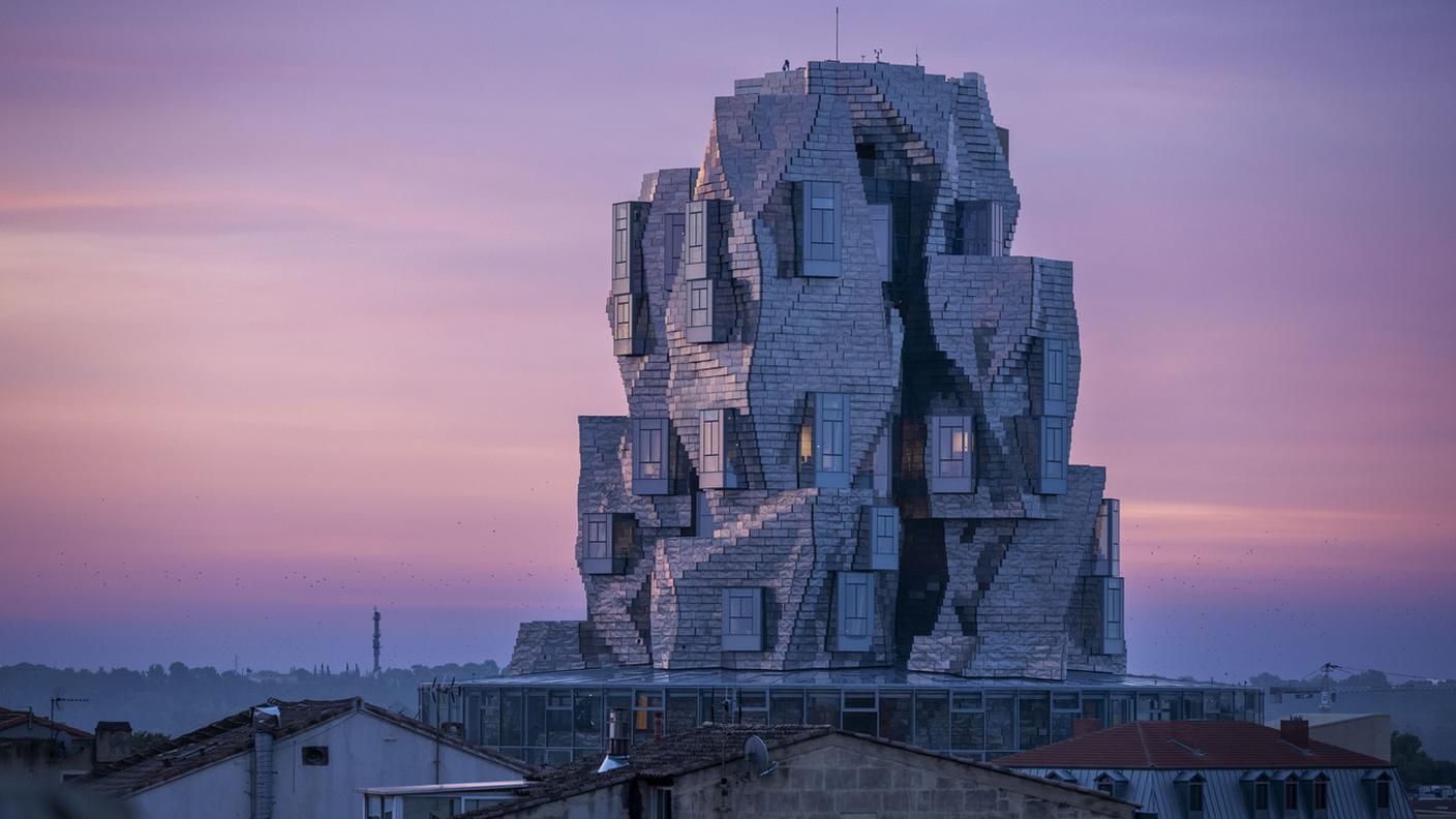 La torre della fondazione Luma ad Arles, in Francia