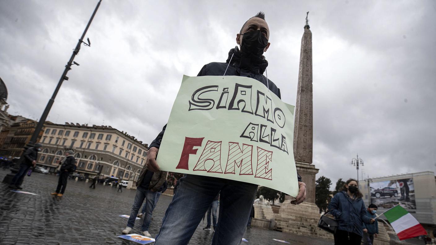 Ristoratori e commercianti italiani protestano a Roma