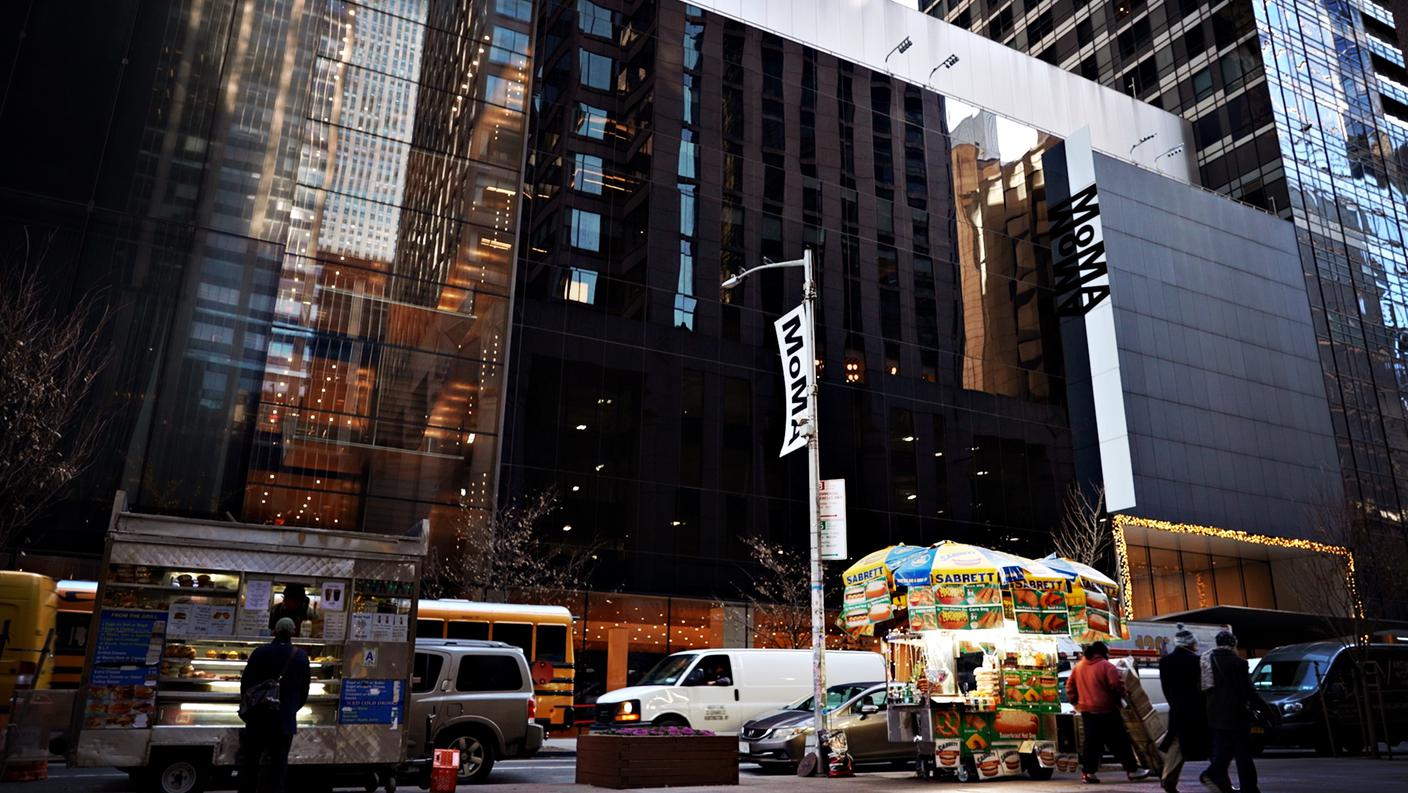 Una veduta esterna del MoMa