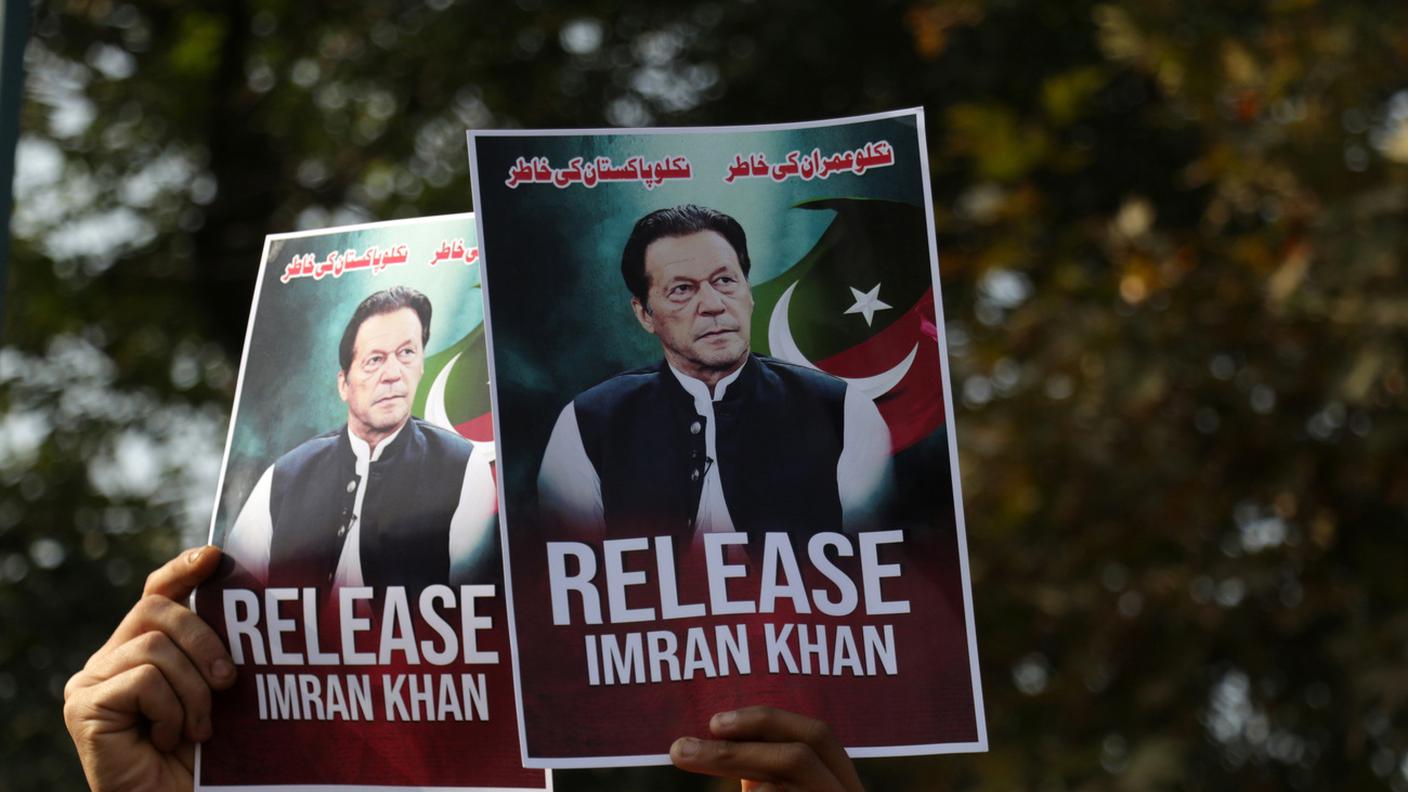 Una manifestazione di suoi sostenitori a inizio dicembre