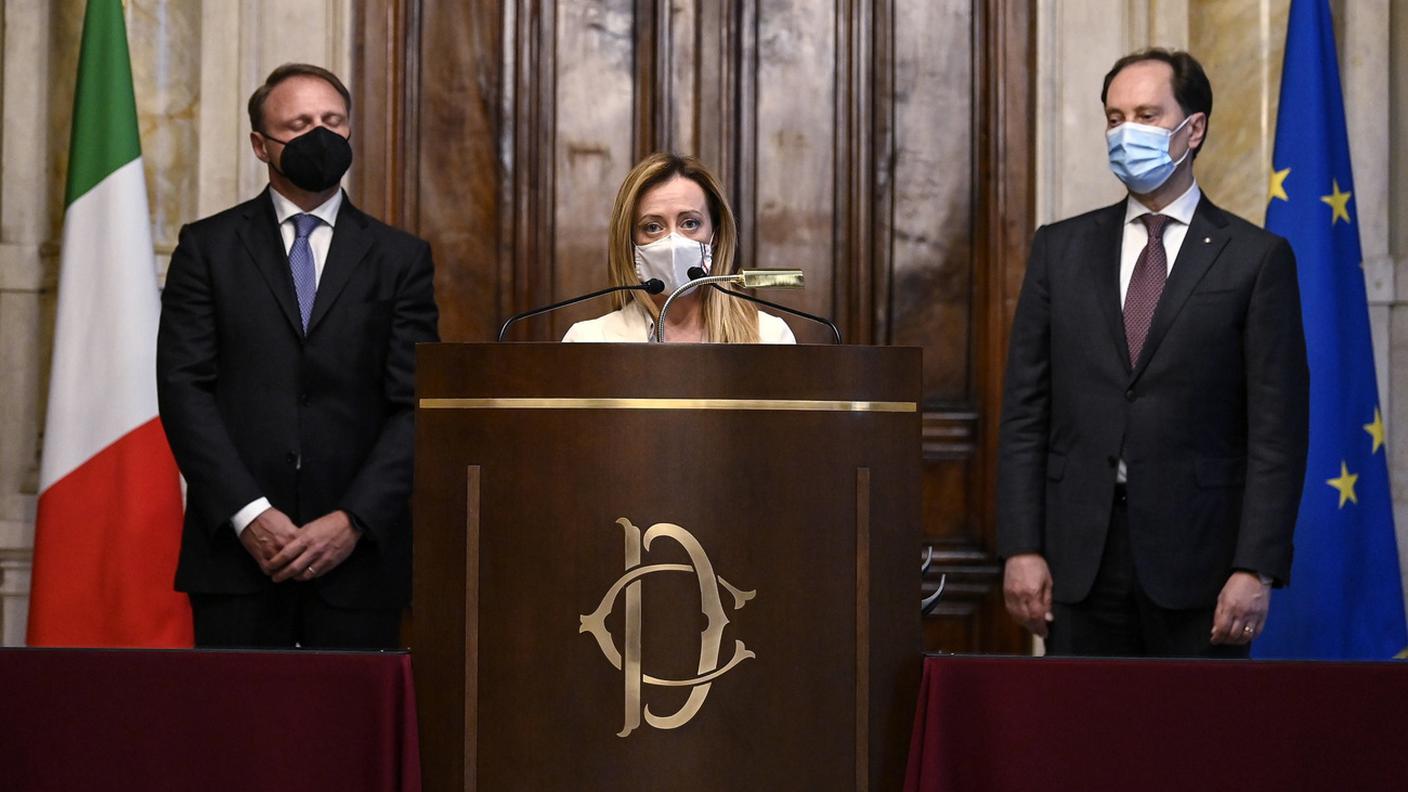 Giorgia Meloni (Fratelli d'Italia) dice no a Draghi, al contrario di Berlusconi e Salvini