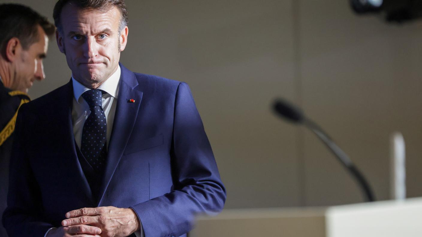 Il presidente francese Macron vuole organizzare un meeting degli alleati di Kiev sulle garanzie per il Paese invaso dai russi