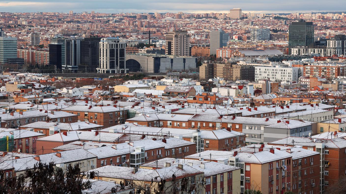 Spolverata sopra i tetti di Madrid