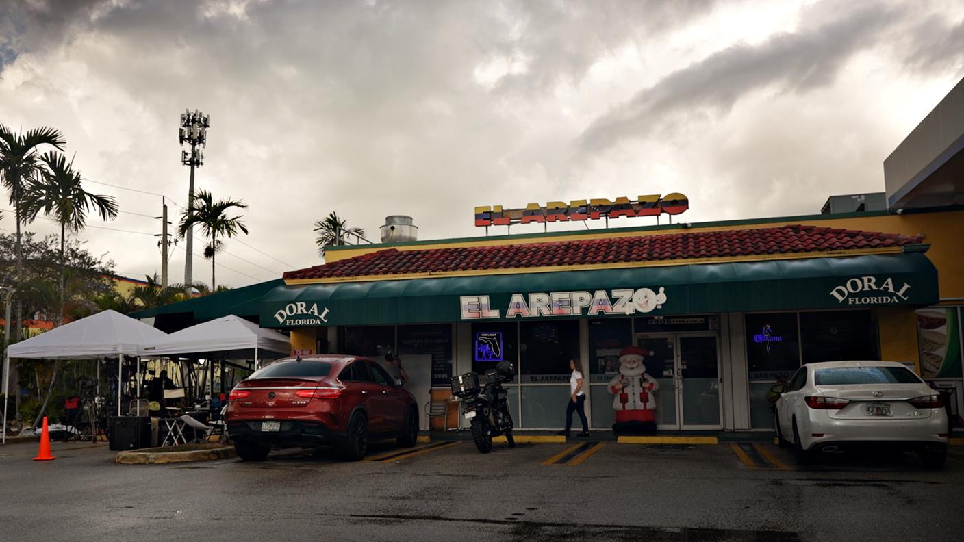 Il ritrovo El Arepazo, il ritrovo della comunità venezuelana a Doral, a nord di Miami