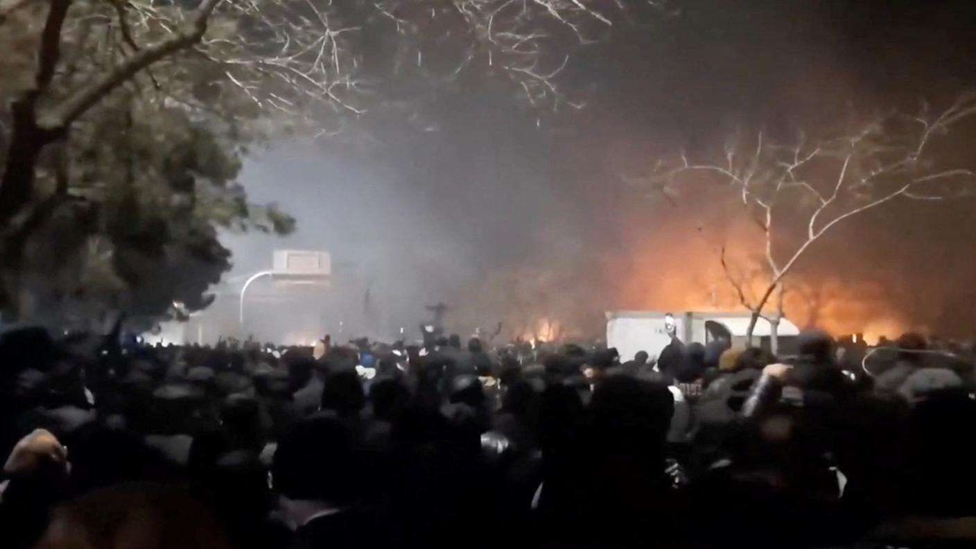 Una protesta a Mashhad nei giorni scorsi