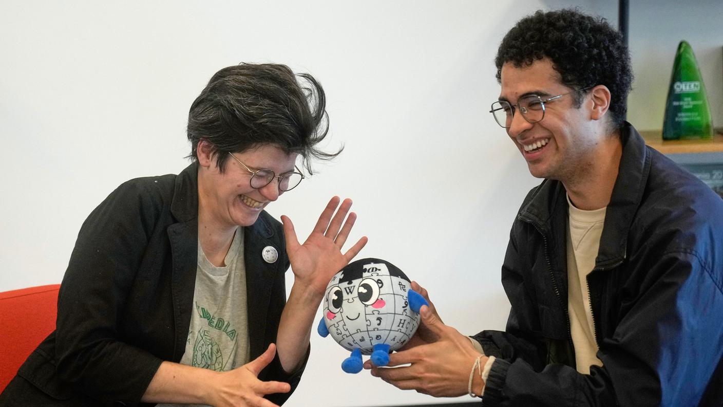 Emeline Brule e Jonathan Ferreira, due volontari di Wikipedia
