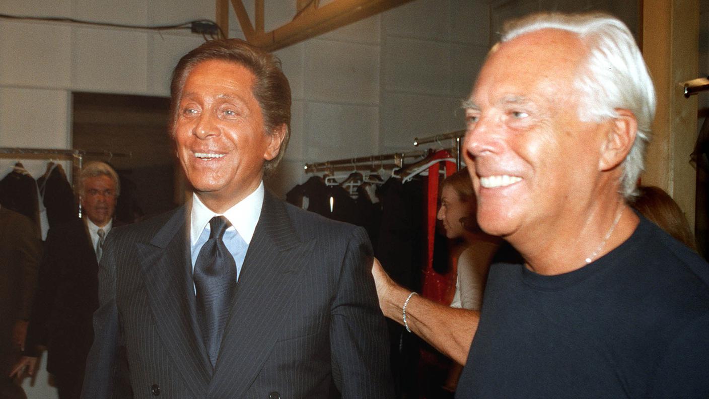 Valentino Garavani e Giorgio Armani in una foto del 1999