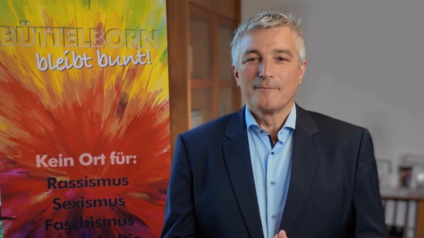 Il sindaco Marcus Merkel... o meglio: il suo avatar