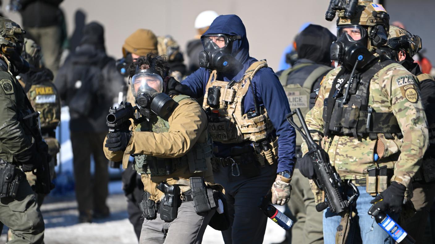 Agenti federali a Minneapolis, Minnesota, 24 gennaio 2026