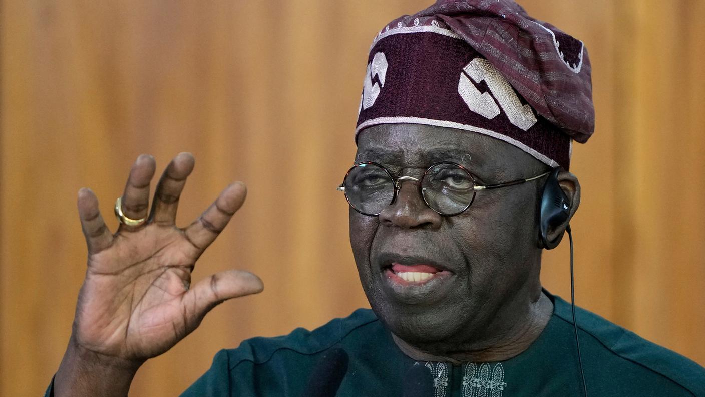 Il presidente nigeriano Bola Tinubu ha schierato i militari nelle strade dopo le continue stragi di civili