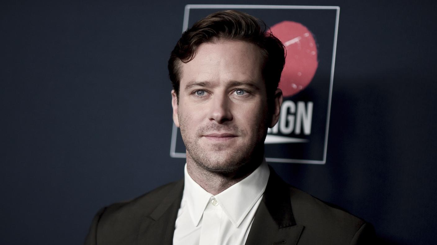 L'attore americano Armie Hammer è stato accusato di stupro da una sua ex partner