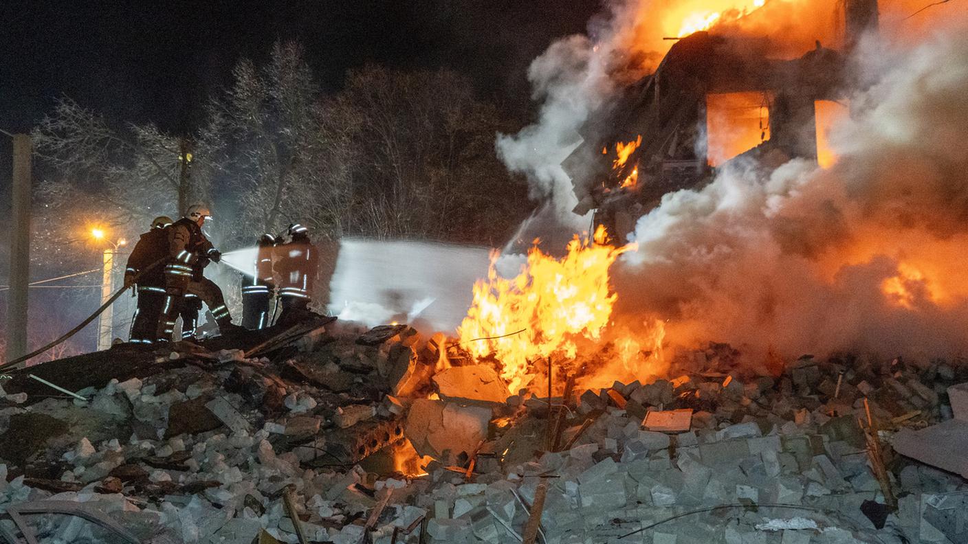 Raid russi contro Kharkiv, un morto e vari feriti