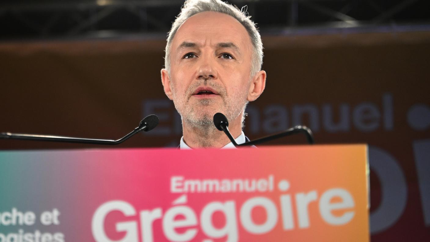 Il candidato socialista Emmanuel Grégoire è in testa a Parigi davanti all'ex ministra di destra Rachida Dati