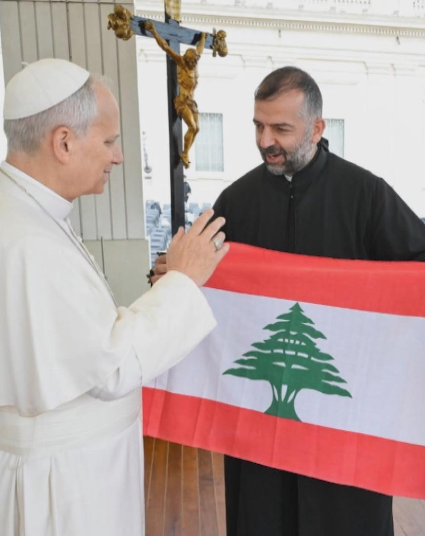 Padre Charbel (a destra) durante un incontro con Papa Leone XIV