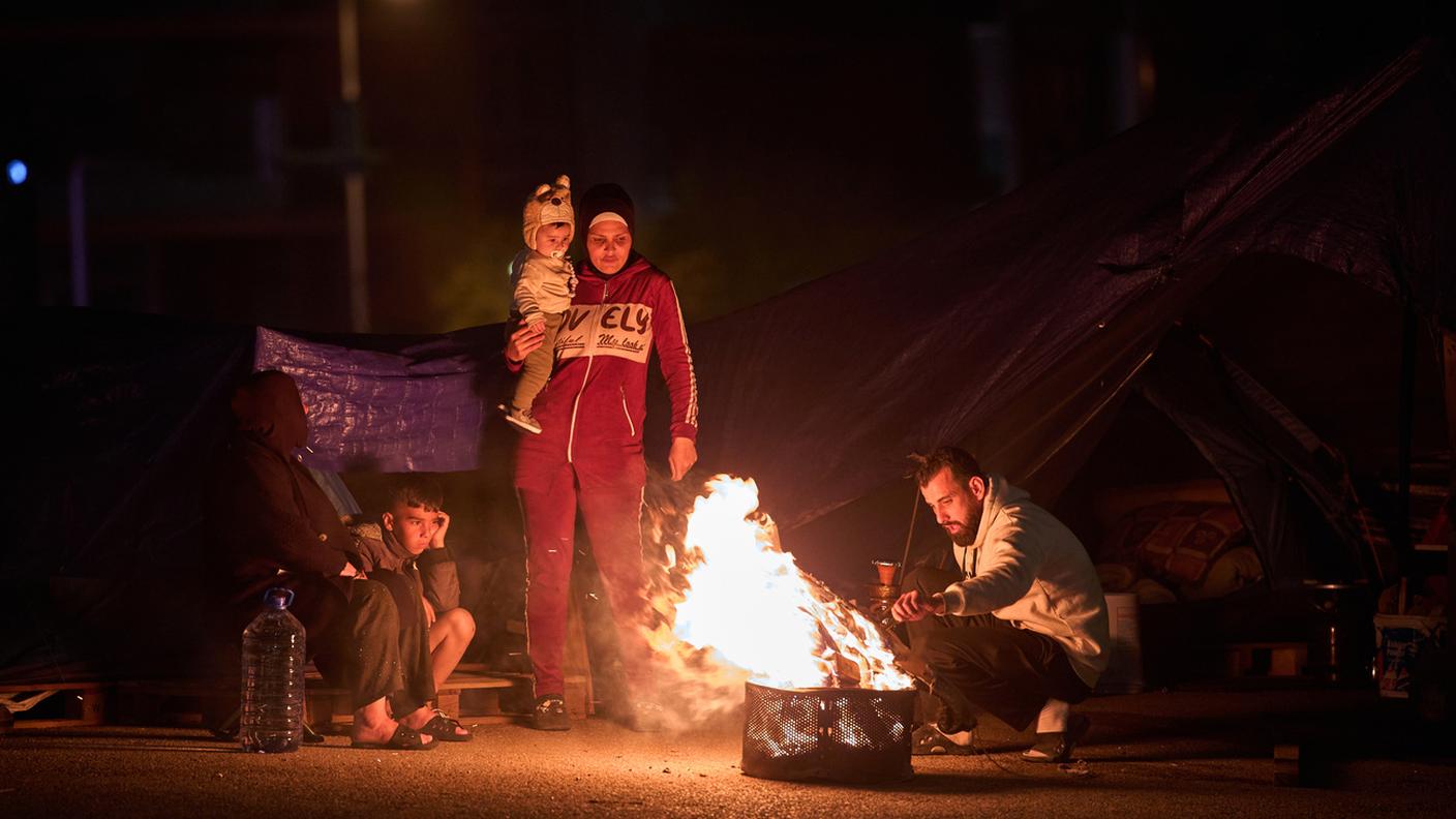 Una famiglia in fuga dal sud del Libano a Beirut