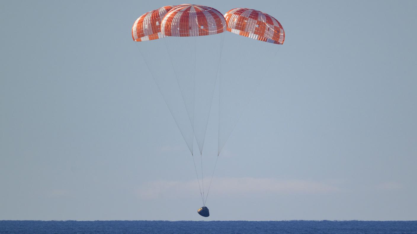 L'ammaraggio nell'Oceano Pacifico