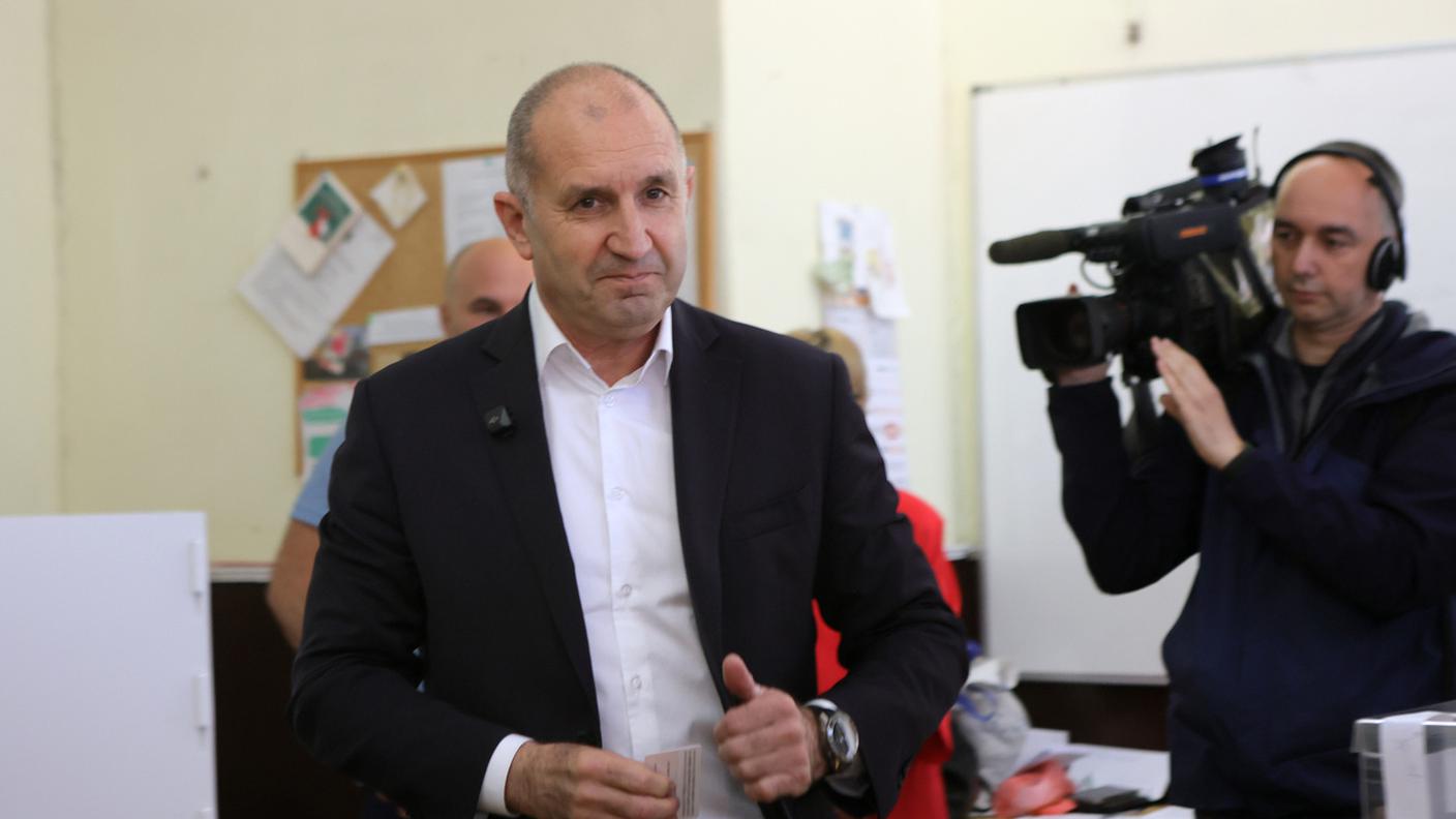 Bulgaria, l’ex presidente Rumen Radev ottiene la maggioranza assoluta