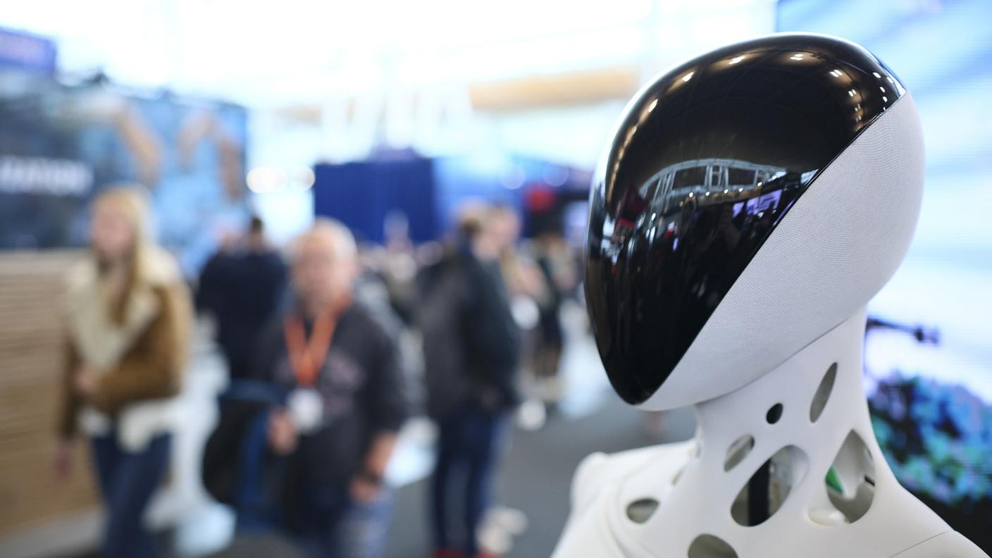 Un robot umanoide della XPENG